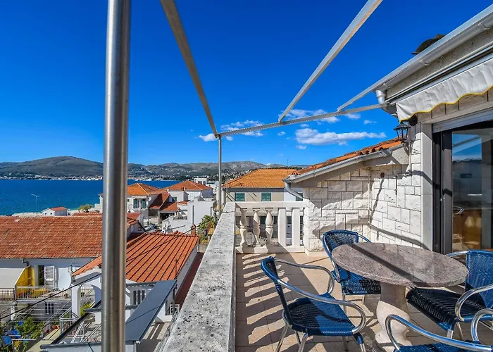 Anna Trogir