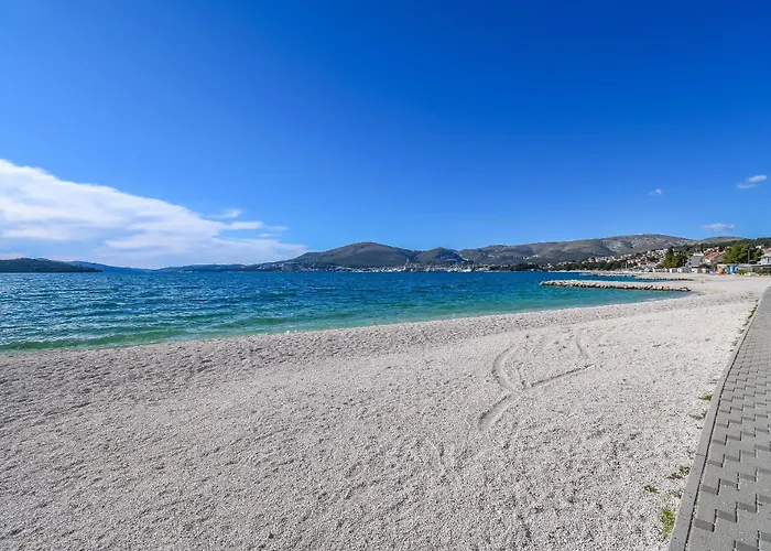 Anna * Trogir