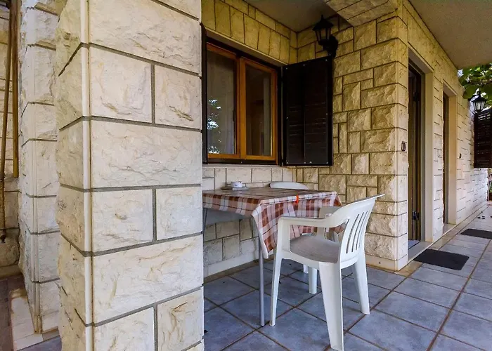 Apartment Anna Trogir