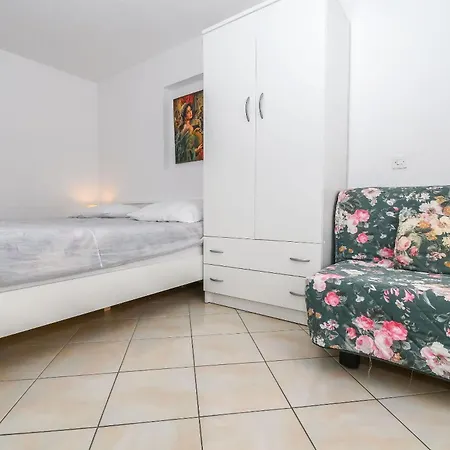 Apartment Anna *